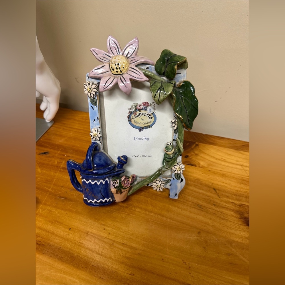 Blue skies ClayWorks by Heather Goldminc 4x6 
ceramic photo frame/music box RARE